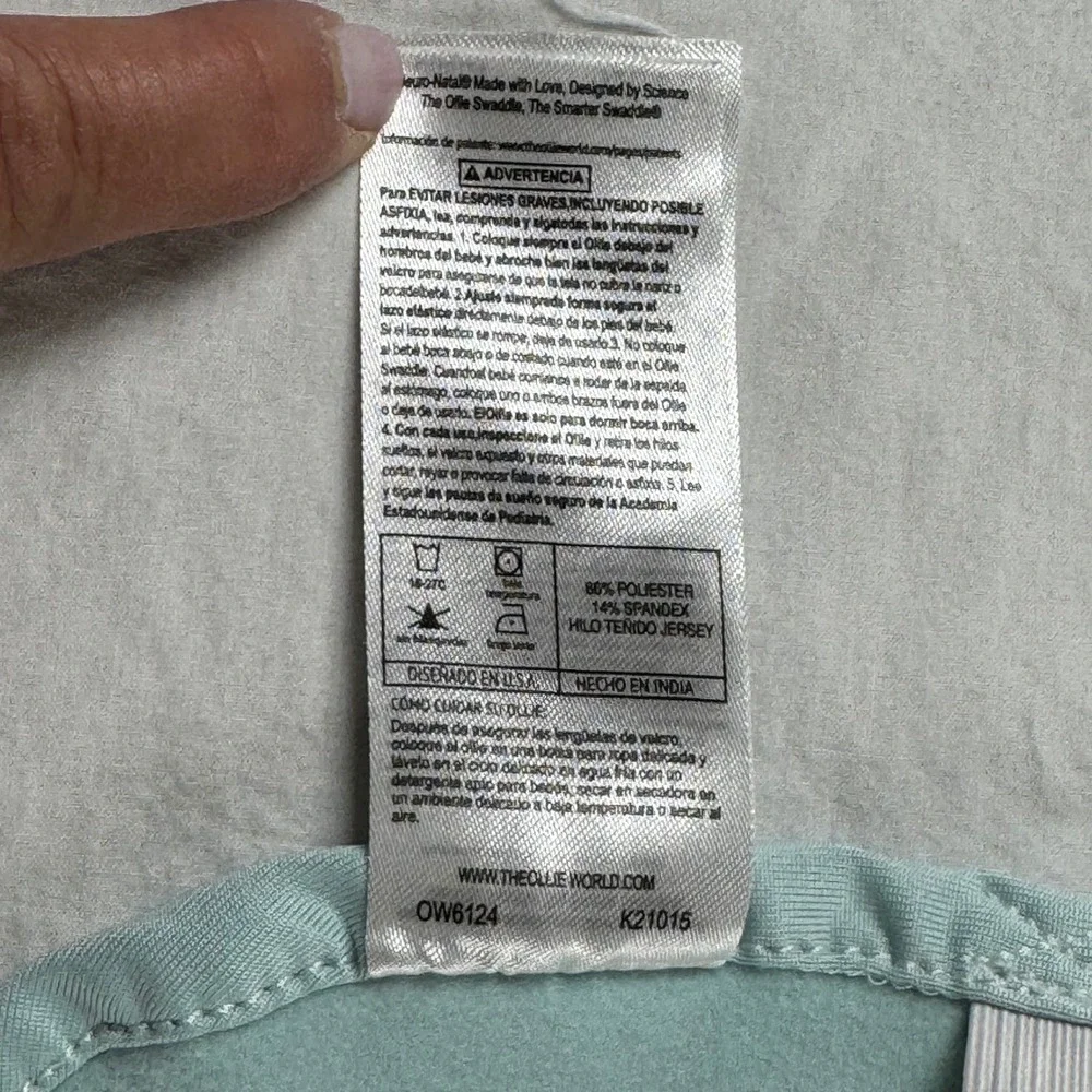The Ollie World Mint Green Moisture Wicking Swaddle Wrap With Mesh Bag